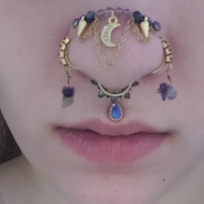 FAUX Crescent Nose Chain - Etsy