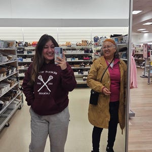 Nohely added a photo of their purchase