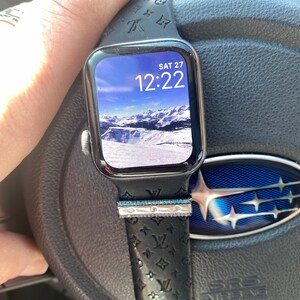 Jen added a photo of their purchase