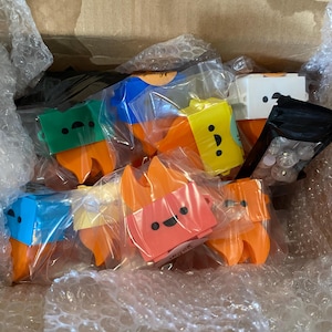 Lizelle added a photo of their purchase