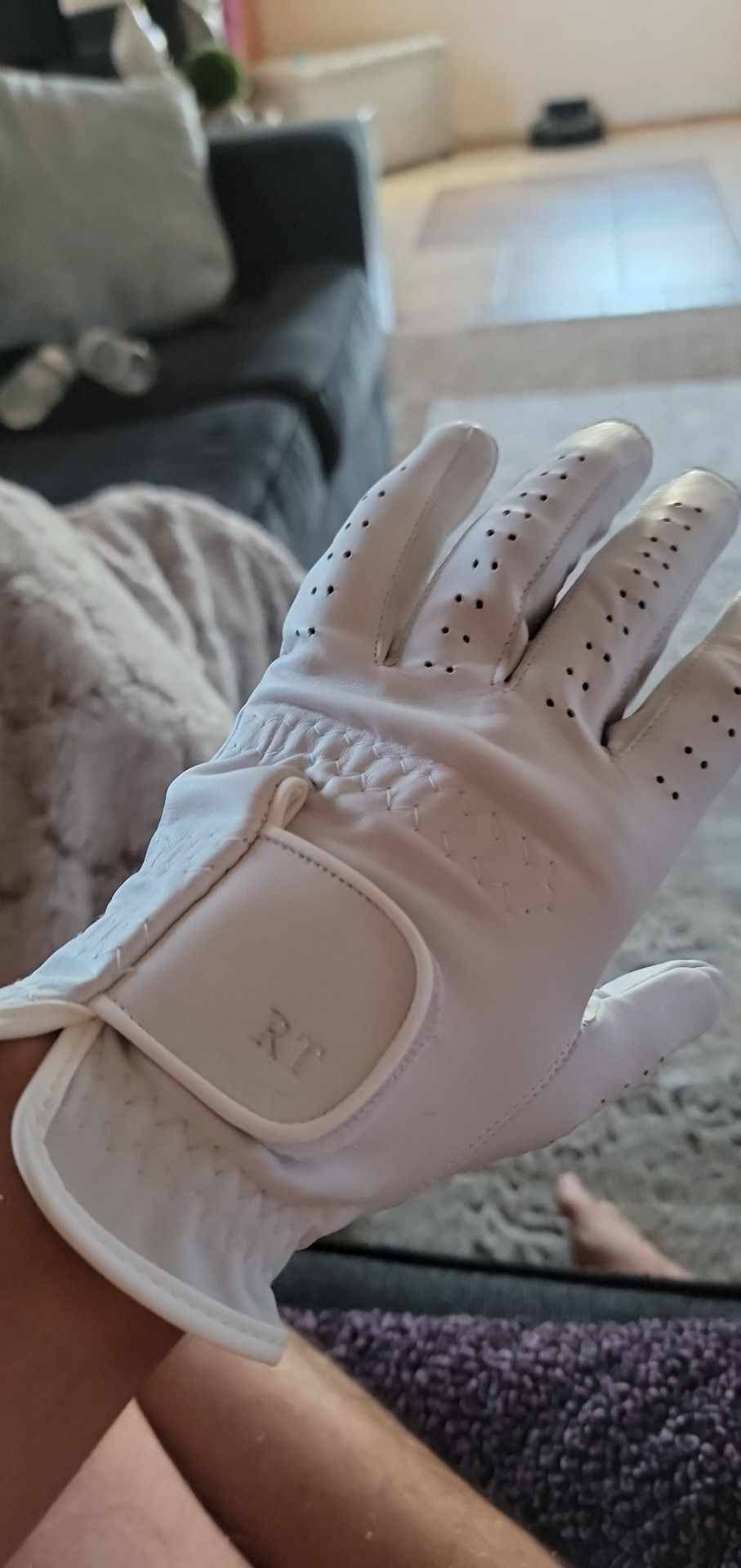Mens Christmas gift. white leather customized initial monogram golf glove, luxury personalized gift for golf lovers.
