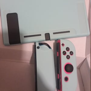 d added a photo of their purchase