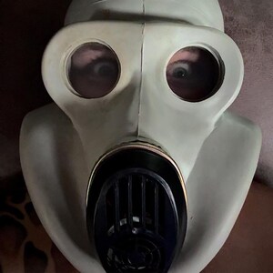 希少なPBF EO-19ガスマスク – ソビエト時代のコレクターズアイテム