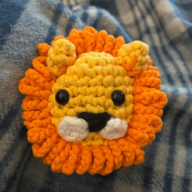 The Woobles Sebastian The Lion Beginner Crochet Kit