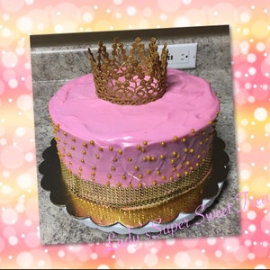 Crown Cake Topper：Cabilock 1PC Gold Crown Cake Topper Hollow Iron Patterned  Crown Cake Decorations for Baby Party Birthday Supplies (General Pattern