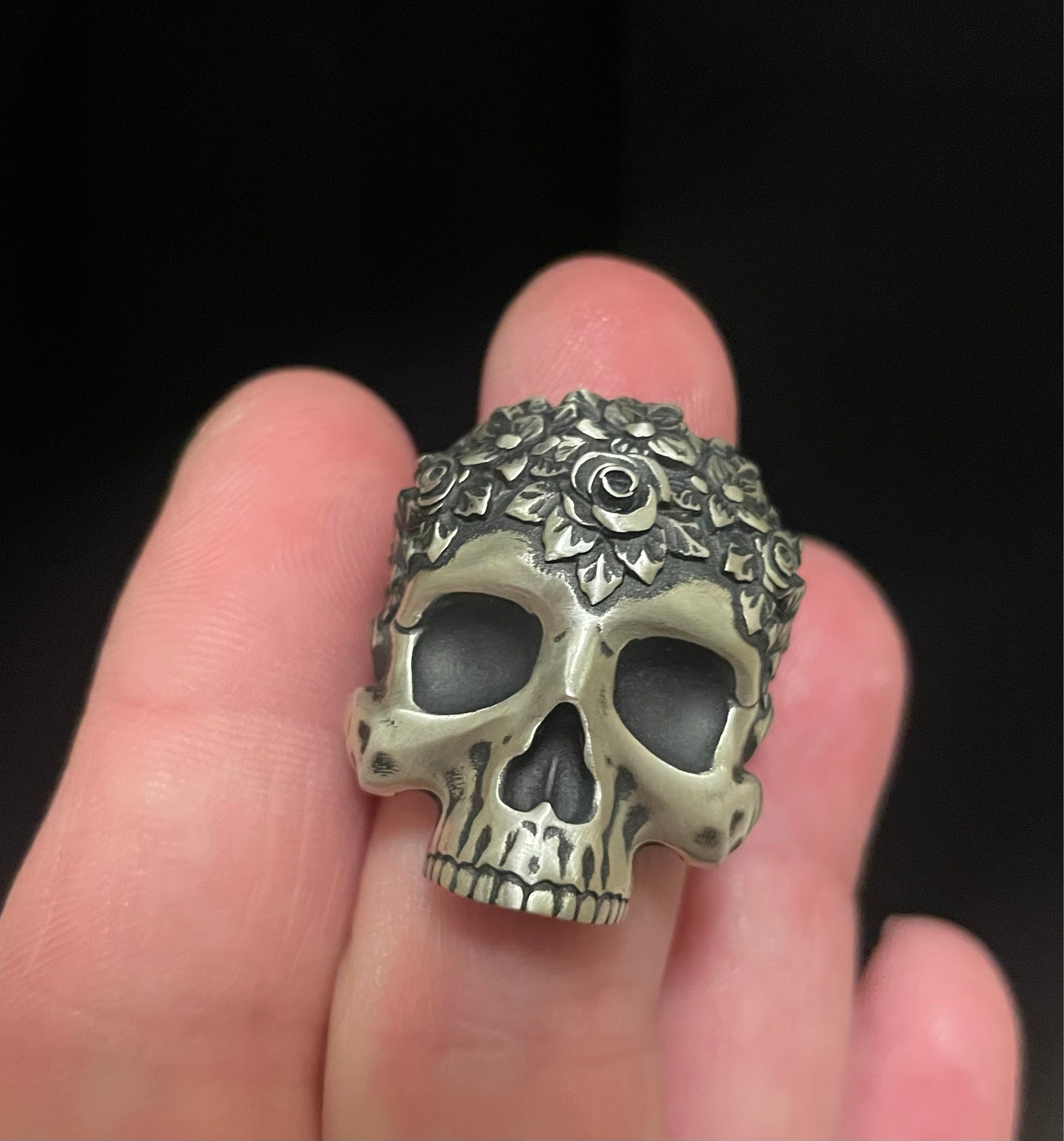 Personalized Skull Ring With Roses, Men Gift Ring, Men Biker Ring, Gothic Skeleton Ring Art, Halloween Skulls