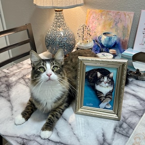 Mayte added a photo of their purchase