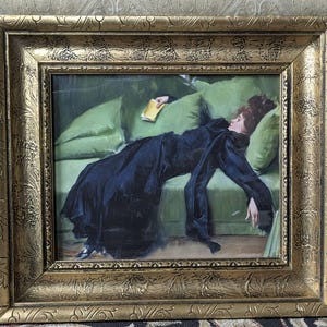 ALEXANDRA added a photo of their purchase