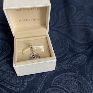 Doralisa added a photo of their purchase
