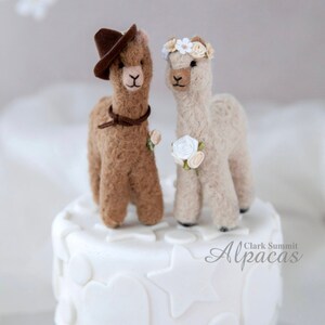 Alpaca Bride And Groom Unique Wedding Cake Topper With Alpaca Etsy