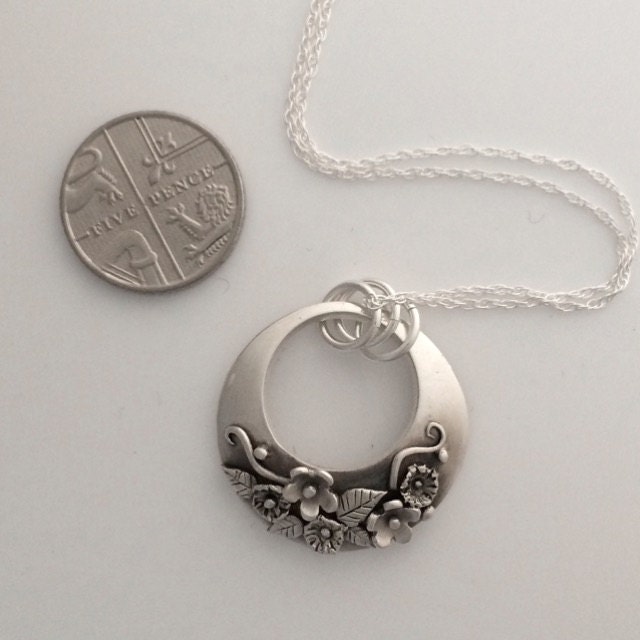 Metal clay and Silver-clay make real jewelry out of fine silver. –