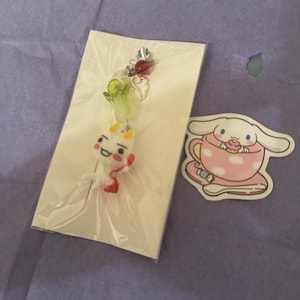 Hannah added a photo of their purchase