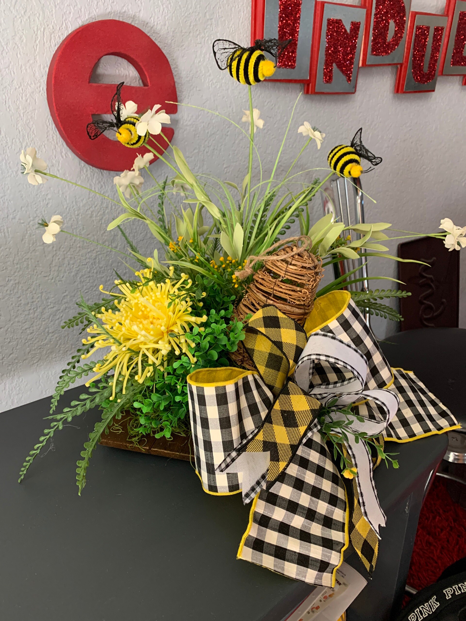 Bumblebee Centerpiece, Floral Arrangement, Bee Centerpiece, Honey