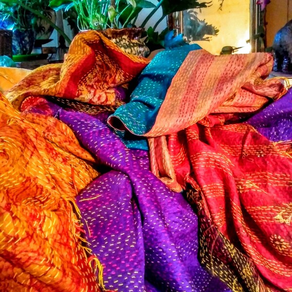 Écharpe Kantha En Soie Recyclée Fait Main – Multicolore – Bohème, Unisexe