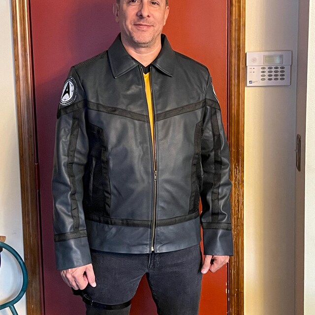 Star Trek Strange New Worlds Anson Mount Uniform Gray Leather