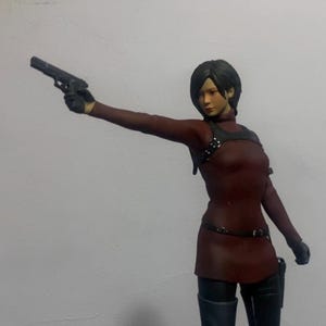 バイオハザード4 リメイク エイダ・ウォン 1/6フィギュア（台座