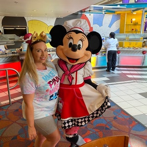 Lea Hannah King added a photo of their purchase