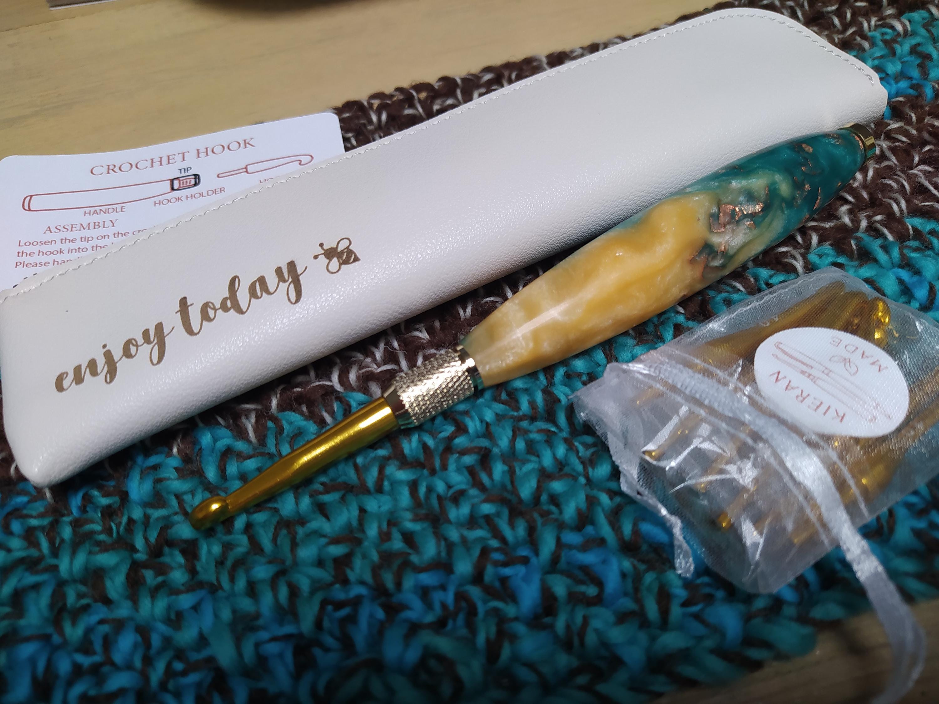 Crochet Hook Travel Case | Optional Engraving