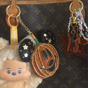 Kassandra added a photo of their purchase