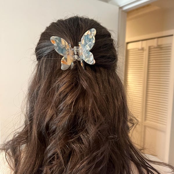 LARGE HAIR CLAW CLIP MEET ME IN MALLORCA main image 1
