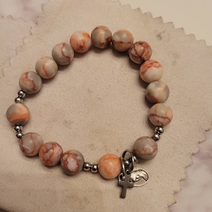 CLAUDIA added a photo of their purchase