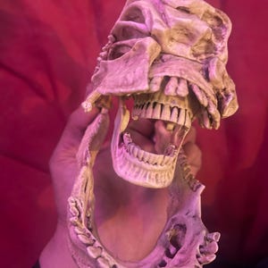 Kaiju Sin God-zilla Tail Skull - Etsy