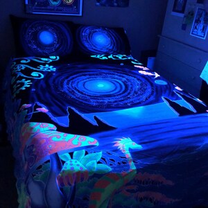Psychedelic Bedset : Space Jungle. UV 