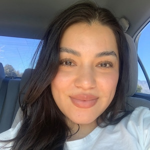 cinthia added a photo of their purchase