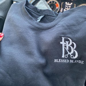 Saquana added a photo of their purchase