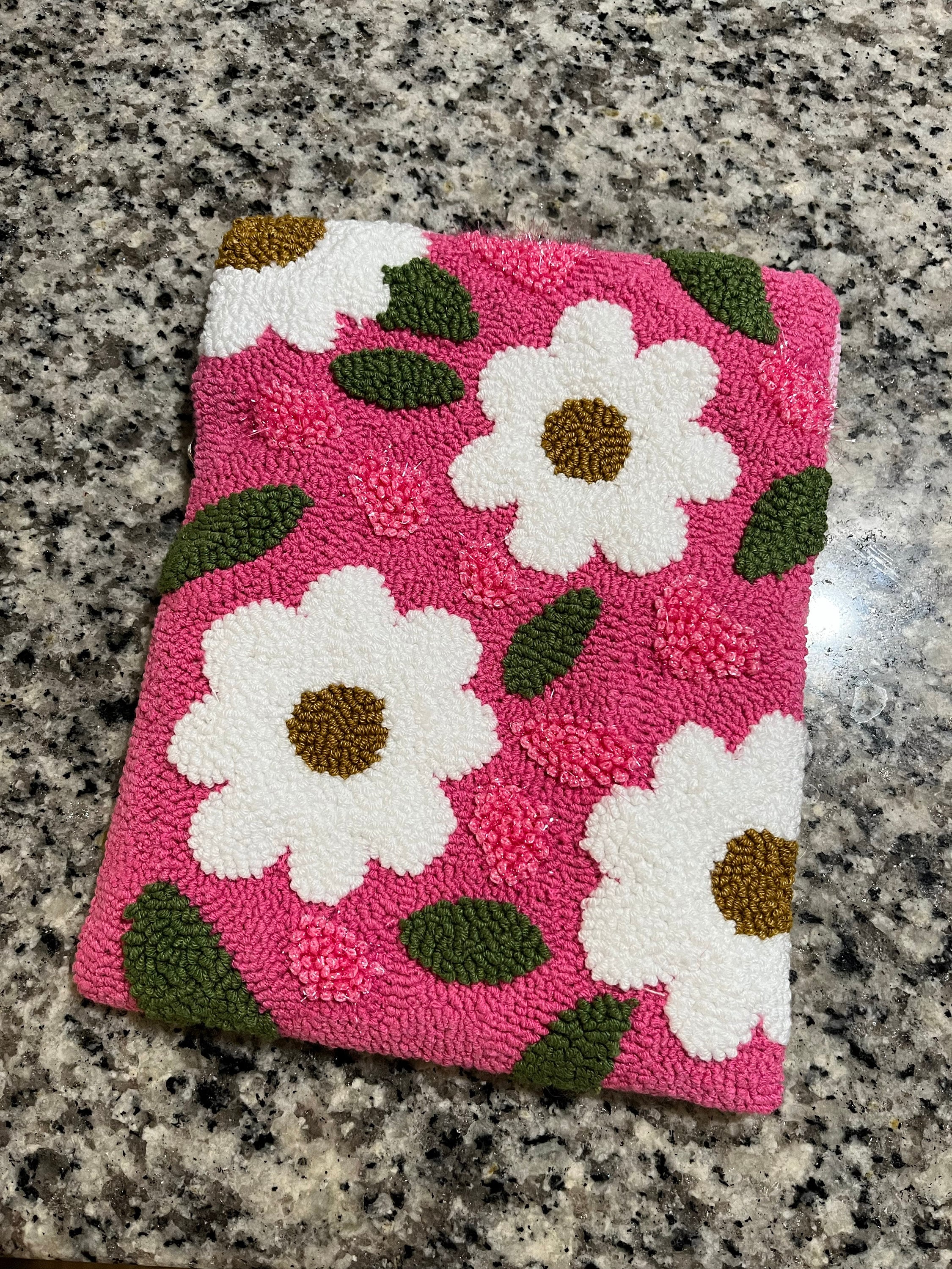 Daisies Kindle cover - kindle paperwhite case - Fabric book cover - Personalized kindle sleeve - Oasis case - kindle accessories gift