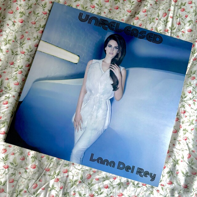 新品未開封 Lana Del Rey LPレコード Amazon.co.jp: Born To Die [ALANOG]: ミュージック