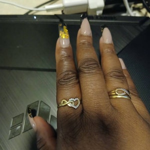 Rolanda added a photo of their purchase