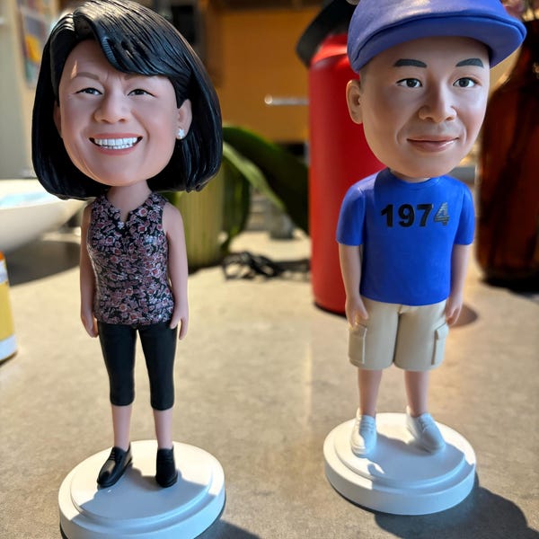 Parent Bobblehead - Mom Dad Family Figurine Set Gift
