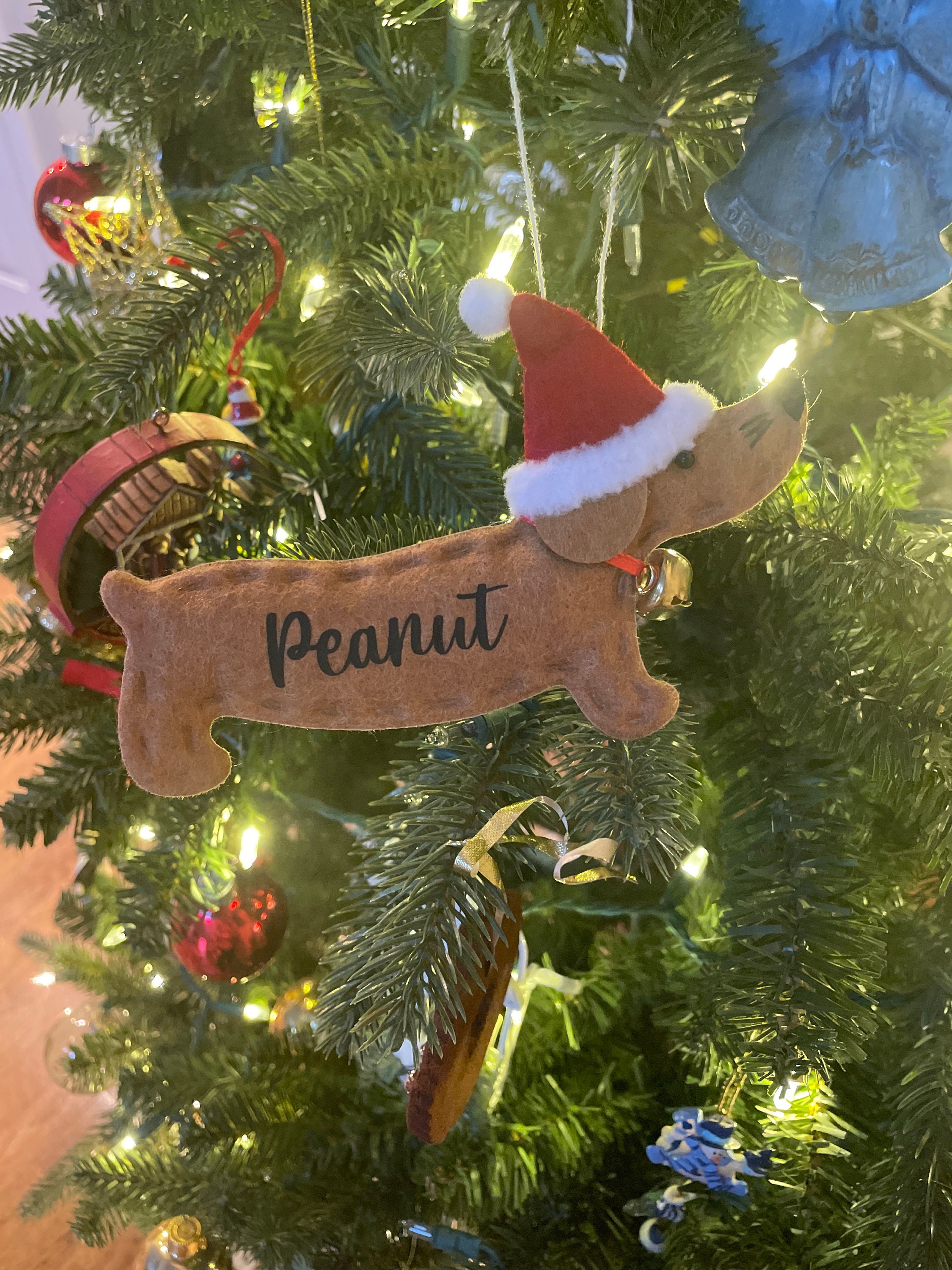Personalized Dachshund dog Christmas ornament, sausage dog ornament, weiner dog ornament