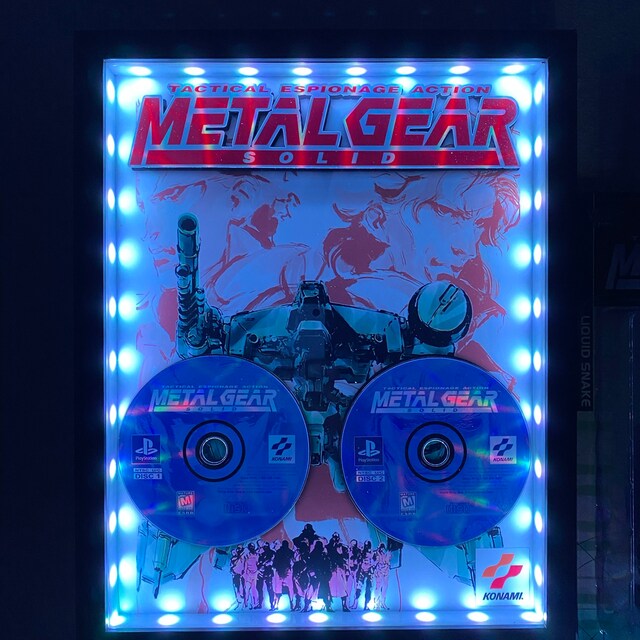 Metal Gear Boss Battle &ndash; Shadow Box 3D 9x9 Pollici, Arte Da Collezione In Telaio