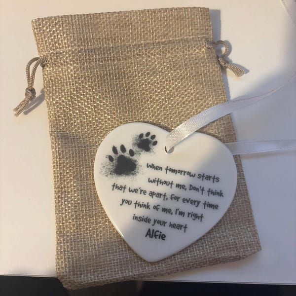 Pet Loss Memorial Plaque, Bereavement Paw Print Keepsake to Remember a ...