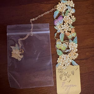 Lynelle added a photo of their purchase