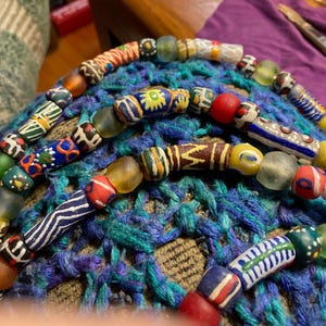 フェアトレードビーズ 45個 - ガーナ産ガラスビーズ - アフリカ産