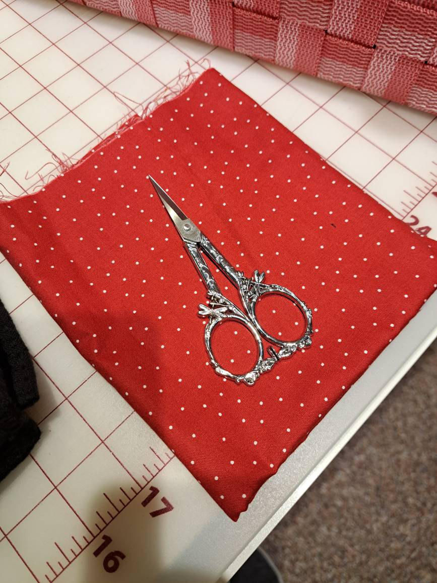 Dragonfly Embroidery Scissors • Unique Garden Theme Quilting Scissors in Vintage Copper or Silver Finish • Quilting Gift or Embroidery Gift