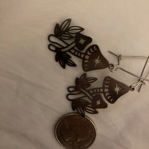 Samantha added a photo of their purchase