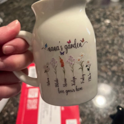 Personalized Grandma's Garden Plant Pot, Mom's Garden, Customize Birth ...