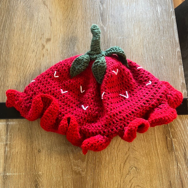 White Crochet Ruffle Bucket Hat Etsy