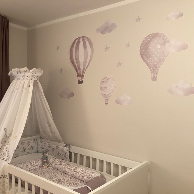 Kina Peter Pan Tra Le Nuvole | Adesivo Murale Per Bambini In Tessuto Ecologico 85630124