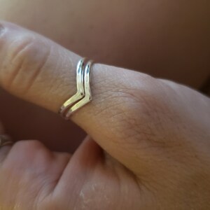 Knuckle Rings Thumb Ring • Double V • Gold Thumb Ring • Thumb Rings • Minimalist Ring • Chevron Ring Sieraden Lichaamssieraden Teenringen TR16 Simple Ring Toe Ring 