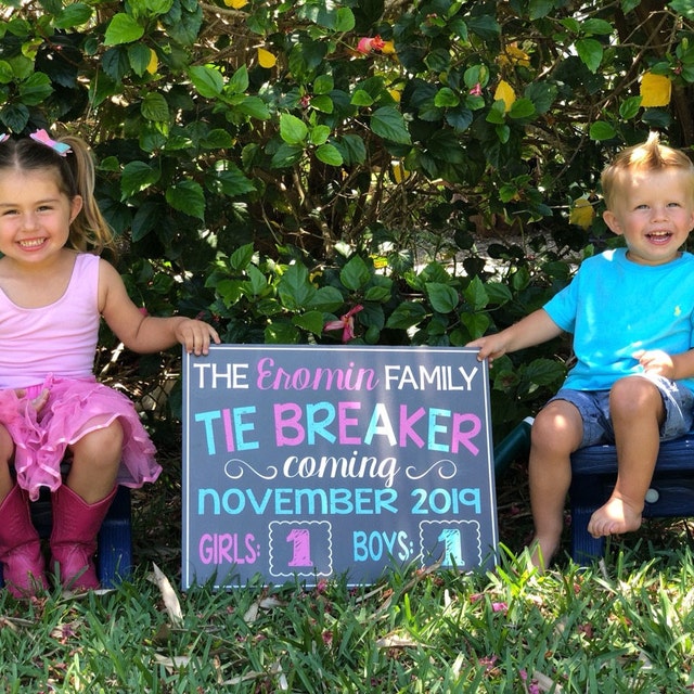 Tie Breaker Chalkboard Pregnancy Announcement - Set of 3 Printable Photo  Props / Baby Announcement / Chalkboard Signs / Tie Breaker Coming