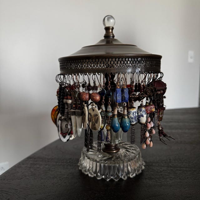 Romantic Vintage Silver Plate T-bar Necklace Stand | Nickel