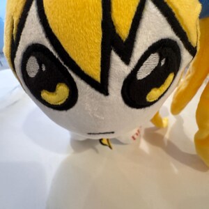 YIPPEEE秋田ねる。 亞北ネル。うーん。ぬいぐるみ。サイズ 9 インチ