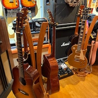 Buy Ruach GS-1 Wooden Acoustic/electric Guitar Stand – Walnut Online In India