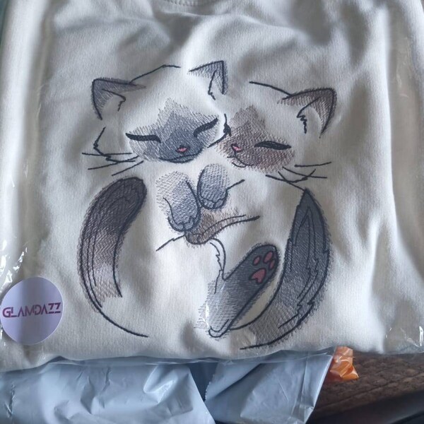 Angel - Cat Kiss Graphic Sweater main image 0