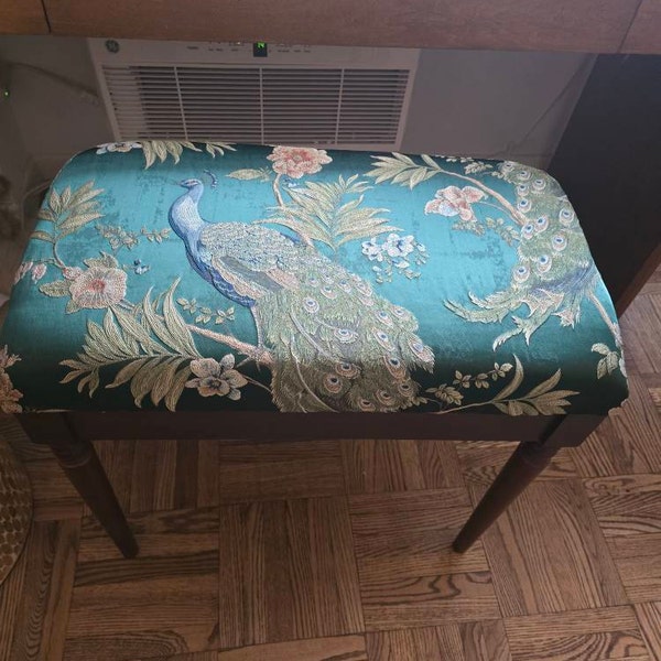 Pattern Ottoman With Patterned Rug Upholstery Fabric, Ottoman Rug Pattern, Islamic Pattern, Jacquard ...